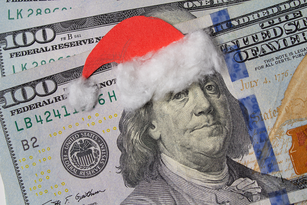 California Law on Paid Holidays and Overtime